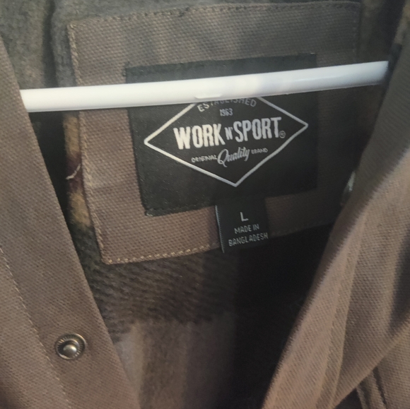 Men's NWT hooded jacket - Picture 3 of 10